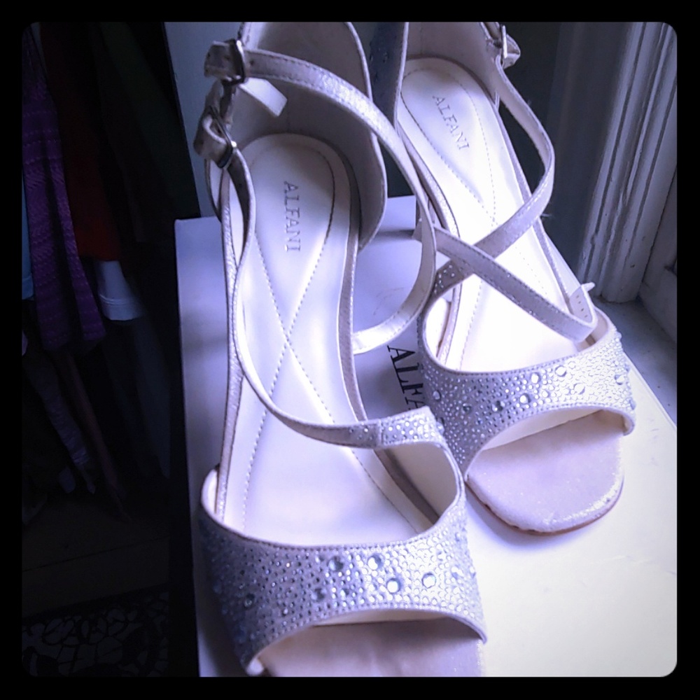 Alfani High Heeled Silver Shoes size 8.5